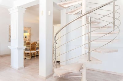 Luxury Villa Photo #14