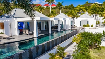 Luxury Villa Photo #2