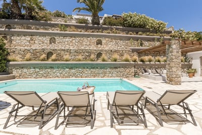 Luxury Villa Photo #5