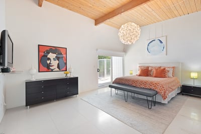 Luxury Villa Photo #15