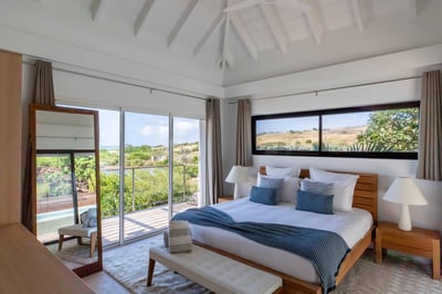 Luxury Villa Photo #21