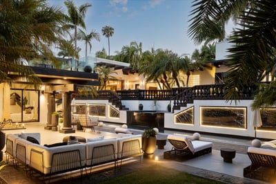 Luxury Villa Photo #7