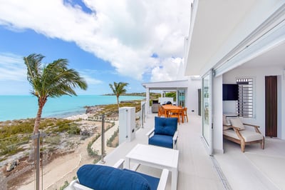 Luxury Villa Photo #17