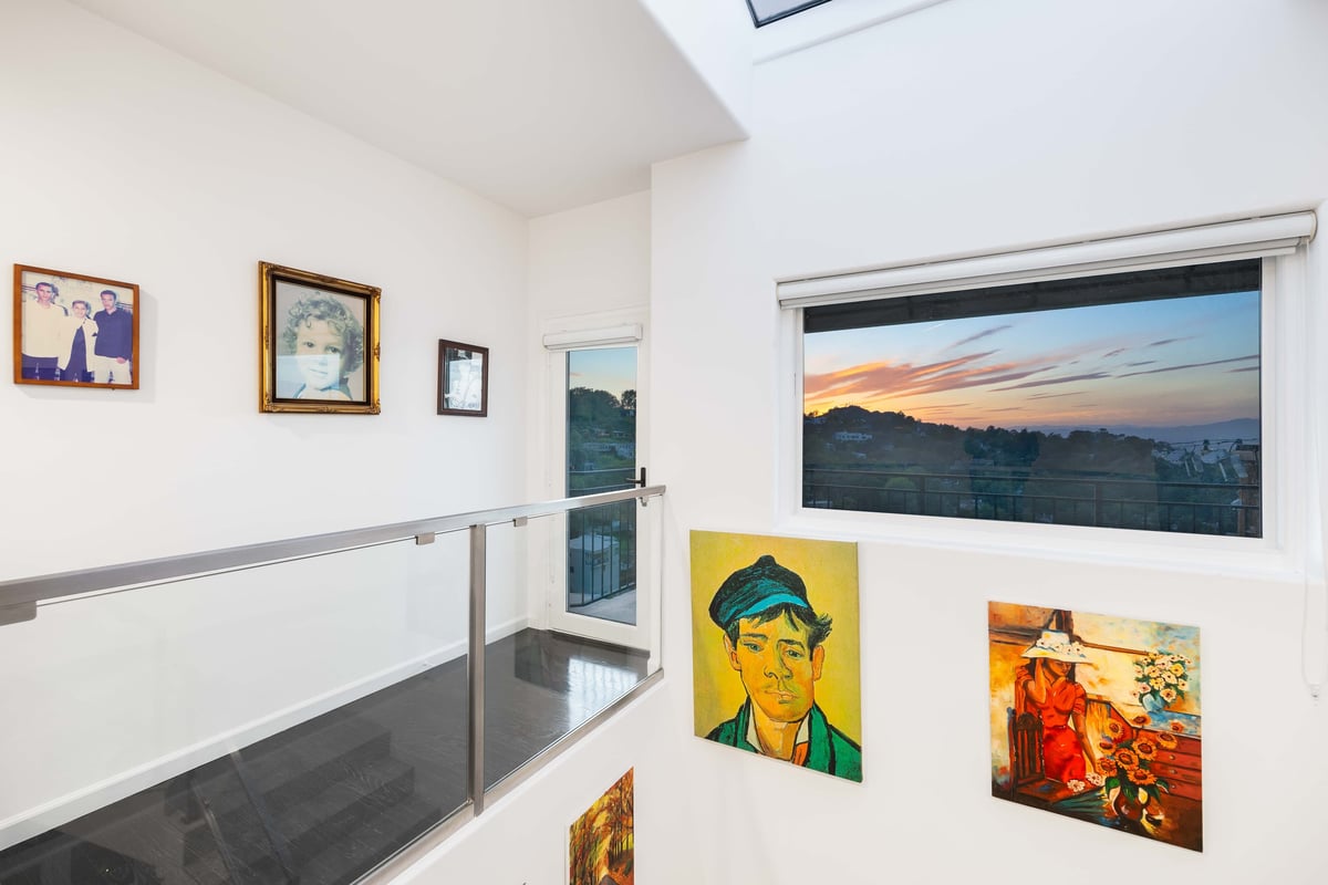 The Artist’s Summit