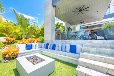 Luxury Villa Photo #9