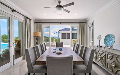 Luxury Villa Photo #13