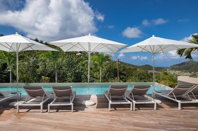 Luxury Villa Photo #8