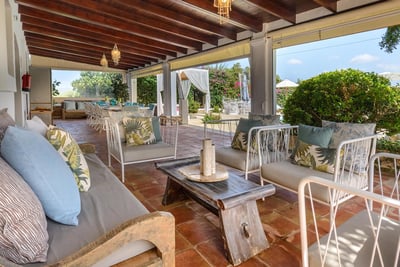 Luxury Villa Photo #13