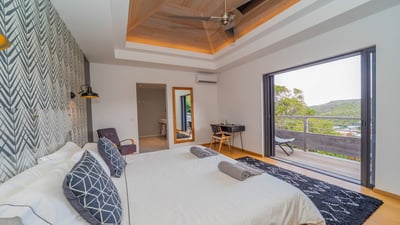 Luxury Villa Photo #52
