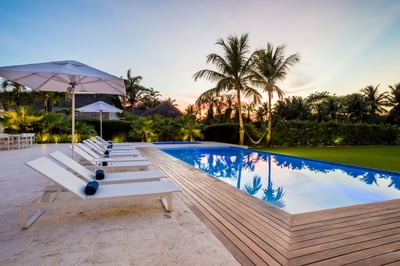 Luxury Villa Photo #3