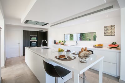 Luxury Villa Photo #15