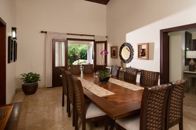 Luxury Villa Photo #10