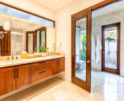 Luxury Villa Photo #44