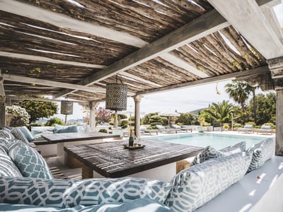 Luxury Villa Photo #13