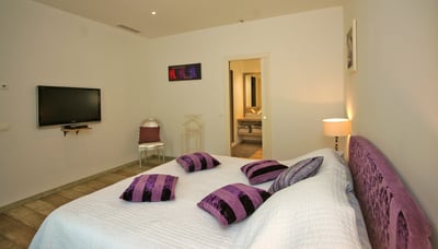 Luxury Villa Photo #25