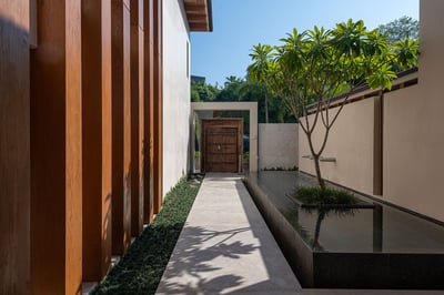 Luxury Villa Photo #23