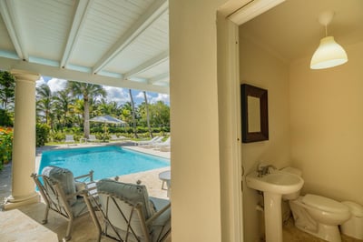 Luxury Villa Photo #15