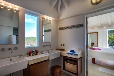 Luxury Villa Photo #20