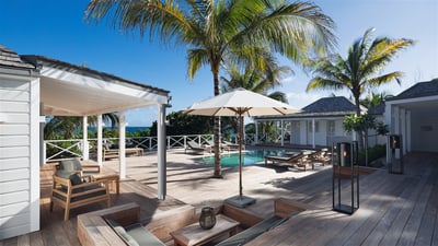 Luxury Villa Photo #12