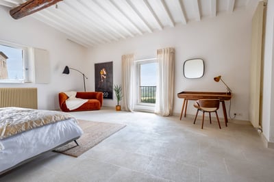 Luxury Villa Photo #22
