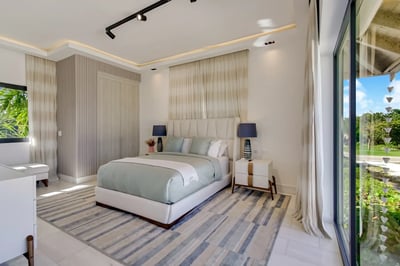 Luxury Villa Photo #41
