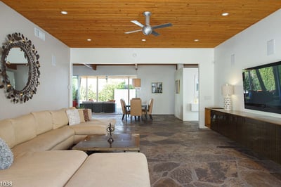 Luxury Villa Photo #17