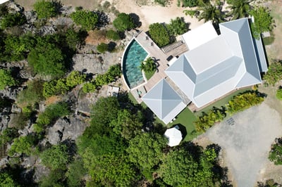 Luxury Villa Photo #3