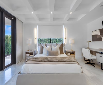 Luxury Villa Photo #38