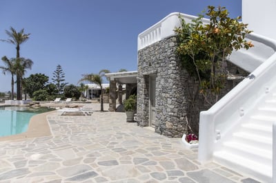 Luxury Villa Photo #31