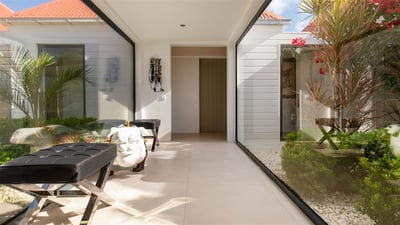 Luxury Villa Photo #43