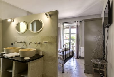 Luxury Villa Photo #42