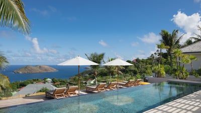 Luxury Villa Photo #4