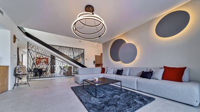 Luxury Villa Photo #18