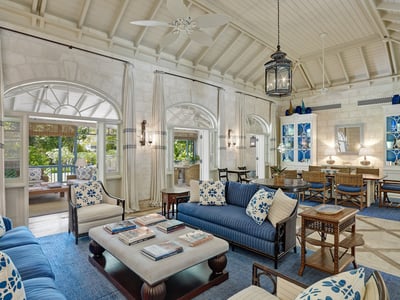 Luxury Villa Photo #9