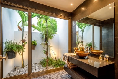 Luxury Villa Photo #32