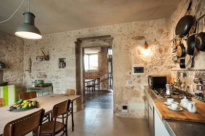 Luxury Villa Photo #16
