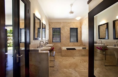 Luxury Villa Photo #25