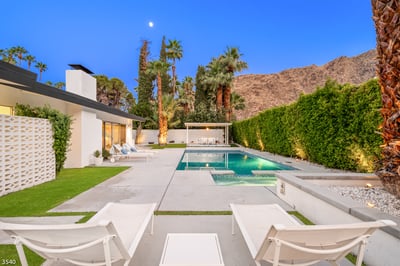 Luxury Villa Photo #5