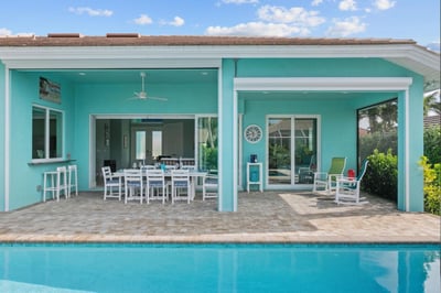 Luxury Villa Photo #4