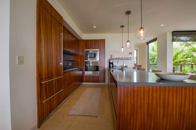 Luxury Villa Photo #17