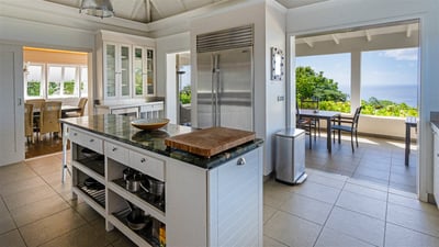 Luxury Villa Photo #40