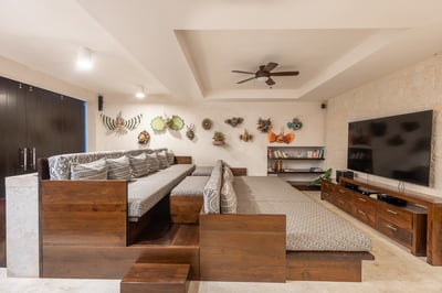 Luxury Villa Photo #45
