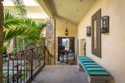 Luxury Villa Photo #43