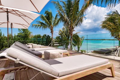 Luxury Villa Photo #19