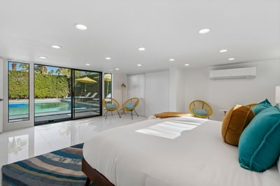 Luxury Villa Photo #55