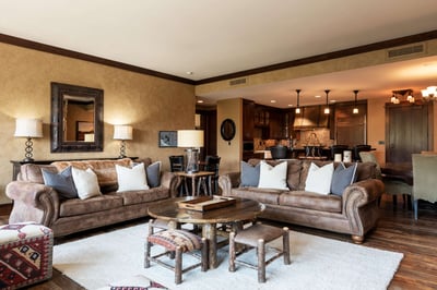 Luxury Villa Photo #5