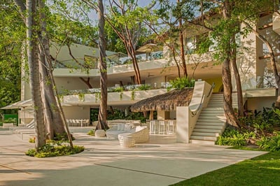 Luxury Villa Photo #7