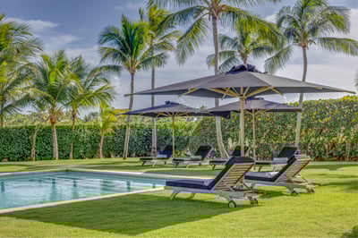 Luxury Villa Photo #12