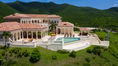 Luxury Villa Photo #2