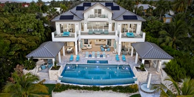 Luxury Villa Photo #4